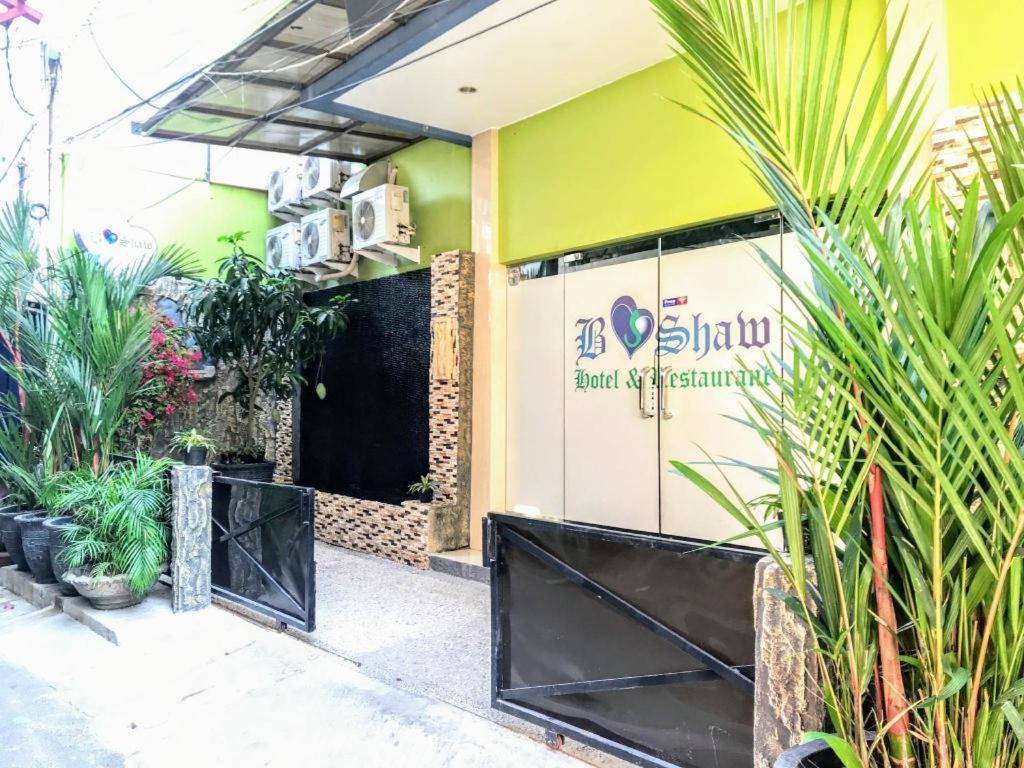 B Shaw Hotel Jakarta Exteriér fotografie